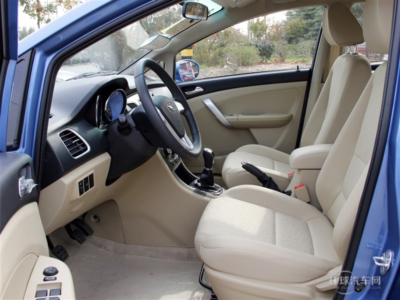 2015款 1.5L 手動(dòng)黃鉆型