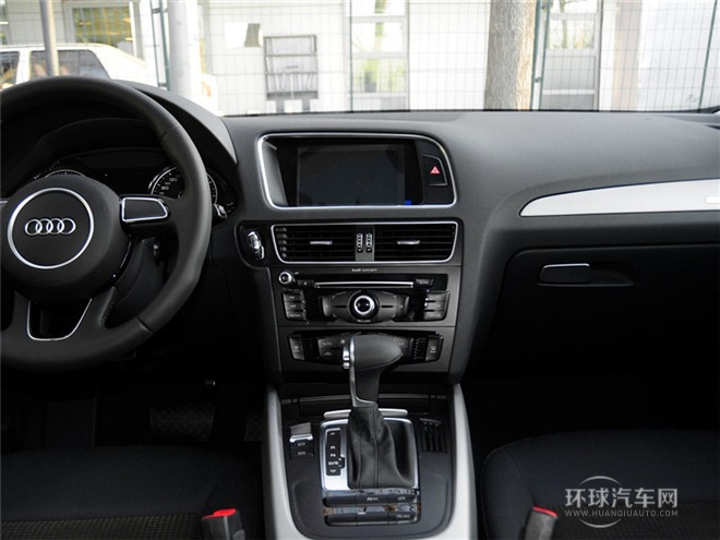 2015款 40 TFSI 進(jìn)取型