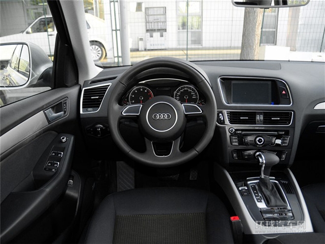 2015款 40 TFSI 進(jìn)取型