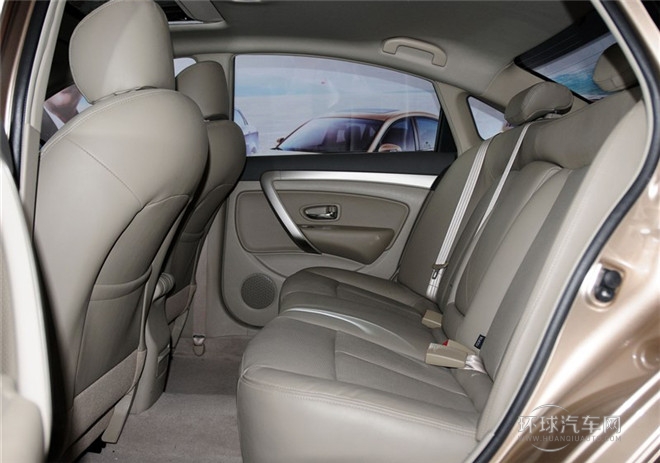 2014款 1.6L 手動(dòng)智驅(qū)精英型