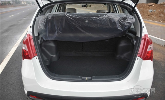 2014款 兩廂 1.4L 手動夢想型