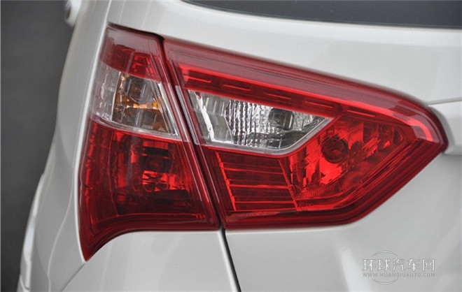2014款 兩廂 1.4L 手動(dòng)夢想型