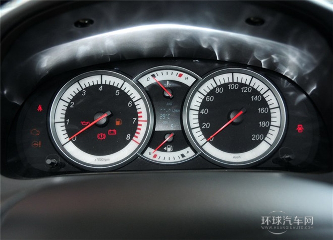 2014款 兩廂 1.4L 手動(dòng)幸福型