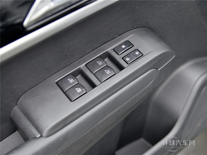 2015款 2.0L 手動(dòng)智逸型