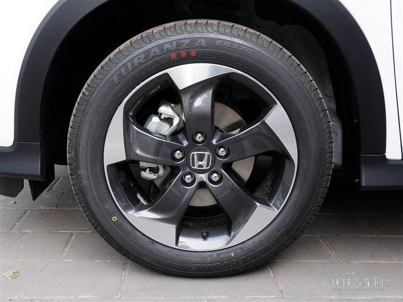 2015款 1.8L CVT兩驅(qū)豪華型