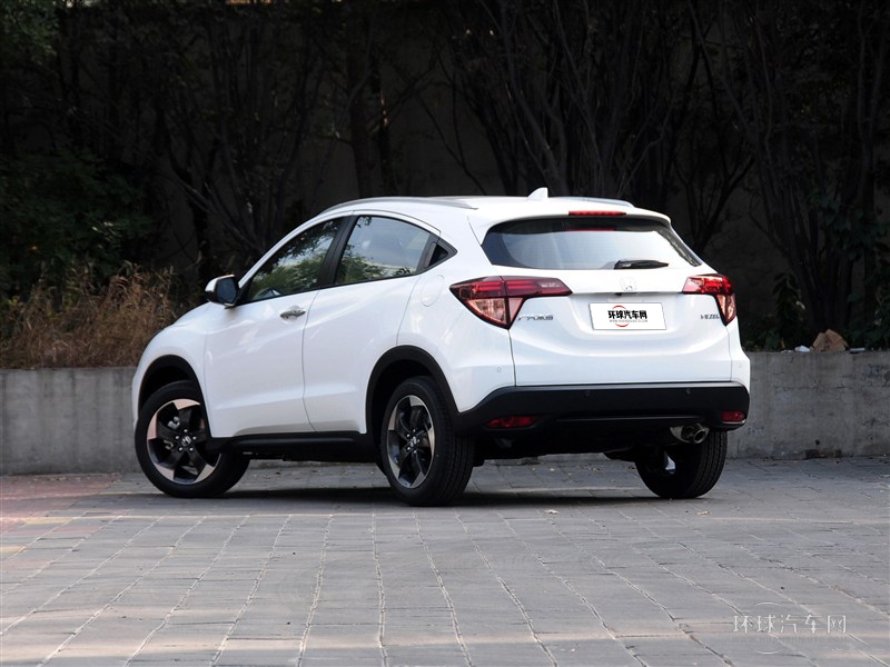 2015款 1.8L CVT兩驅(qū)豪華型