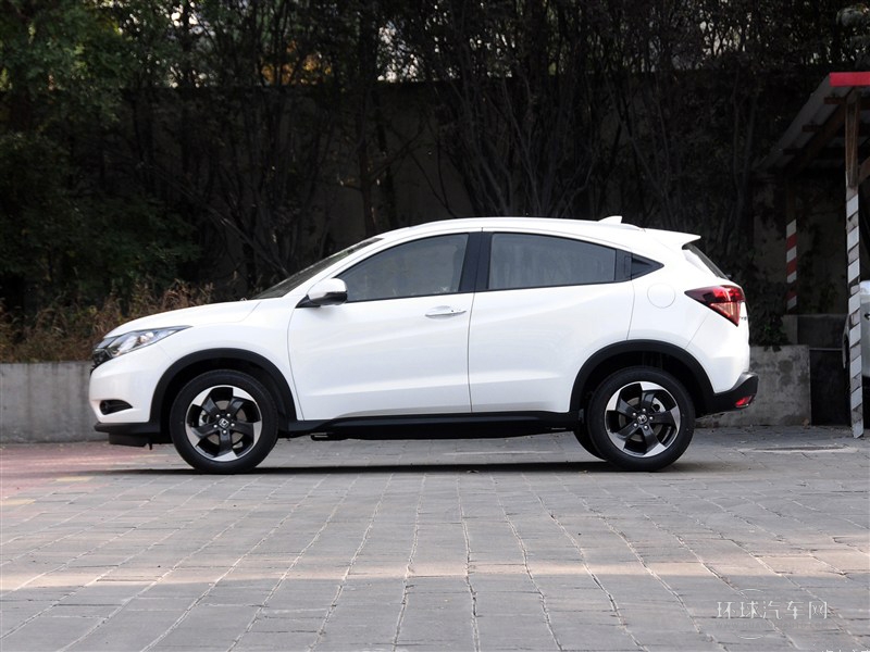 2015款 1.8L CVT兩驅(qū)豪華型