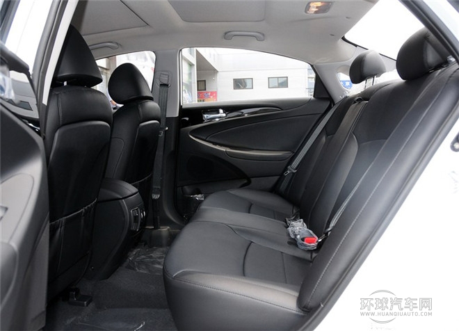 2014款 2.0L 自動(dòng)尊貴版