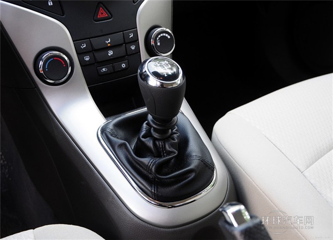 2015款 1.5L 經(jīng)典 SL MT
