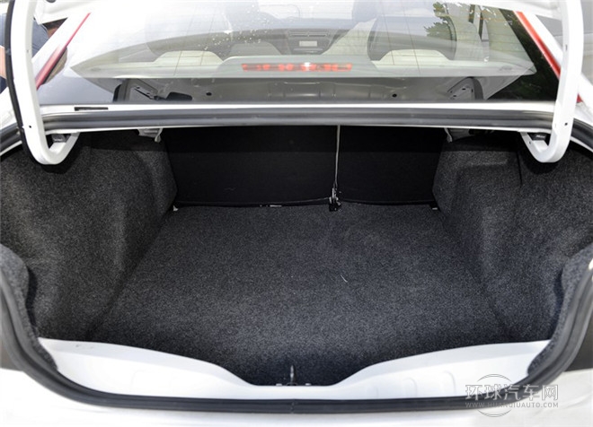 2014款 WTCC紀(jì)念版 1.6L 手動(dòng)舒適型