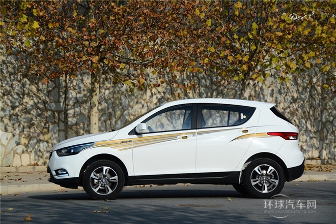2014款 1.8L 自動(dòng)尊貴型
