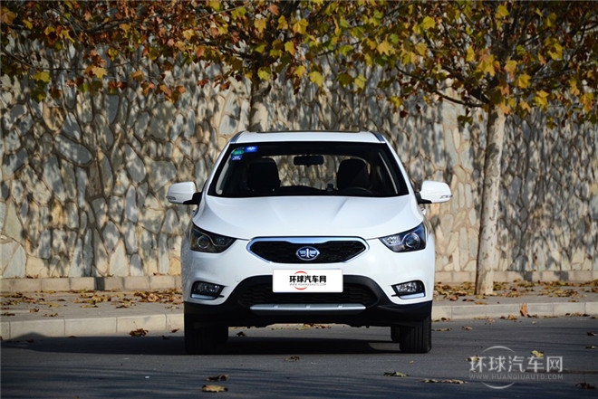 2014款 1.8L 自動(dòng)尊貴型