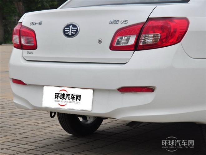 2014款 1.5L 手動(dòng)進(jìn)取型