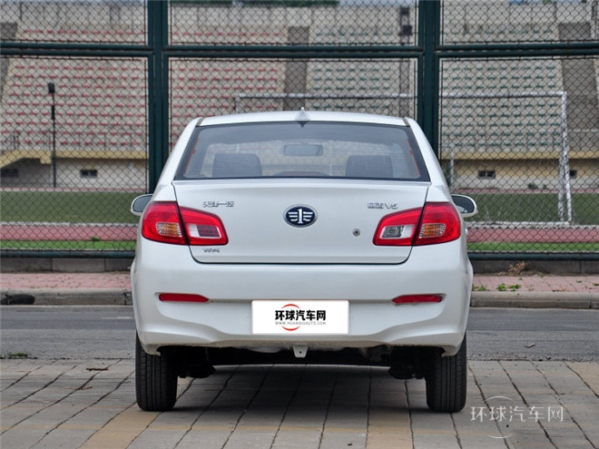 2014款 1.5L 手動(dòng)進(jìn)取型