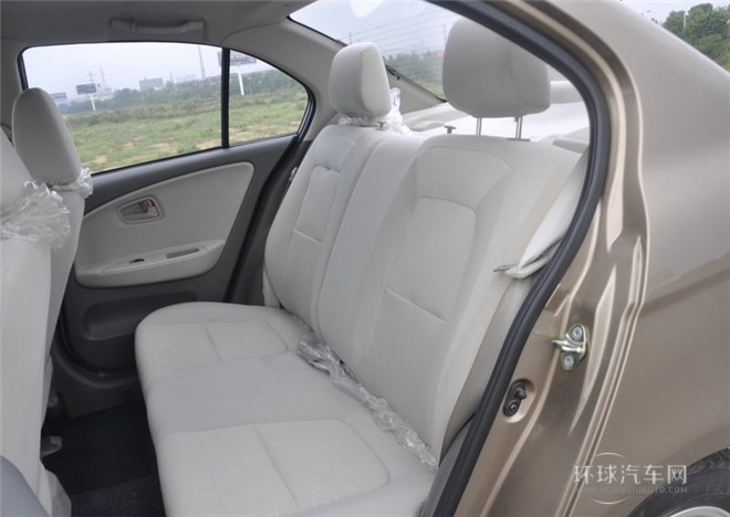 2014款 1.0L 手動(dòng)舒適型