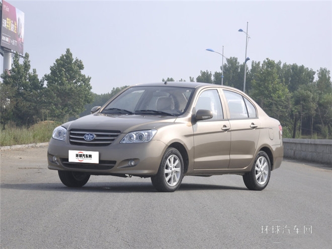 2014款 1.0L 手動(dòng)舒適型