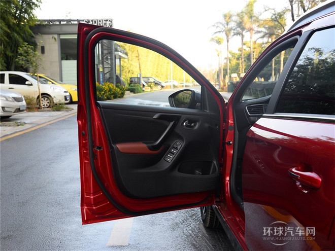 2015款 1.6THP 自動(dòng)旗艦型