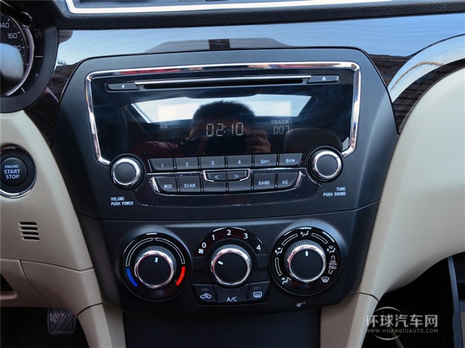 2015款 1.6L 手動(dòng)樂(lè)享型
