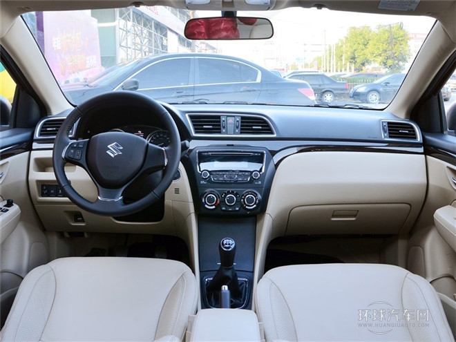 2015款 1.6L 手動(dòng)樂(lè)享型