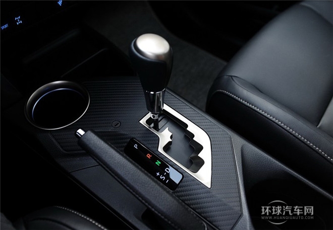 2015款 2.5L 自動四驅(qū)豪華版