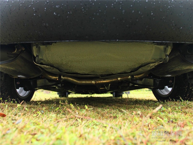 2015款 1.8L 自動(dòng)舒適型