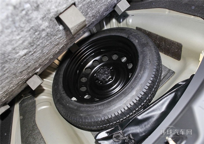 2015款 1.8T 自動(dòng)豪華導(dǎo)航型