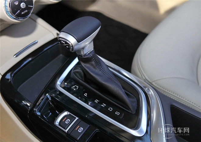 2015款 1.8T 自動(dòng)豪華導(dǎo)航型