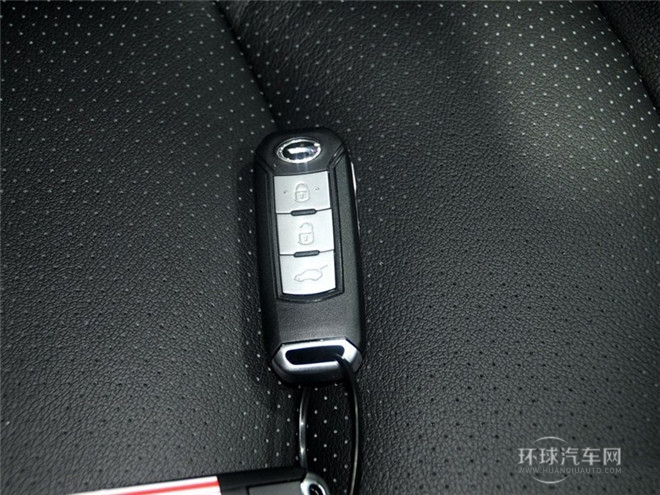 2015款 1.8T 自動(dòng)至尊型