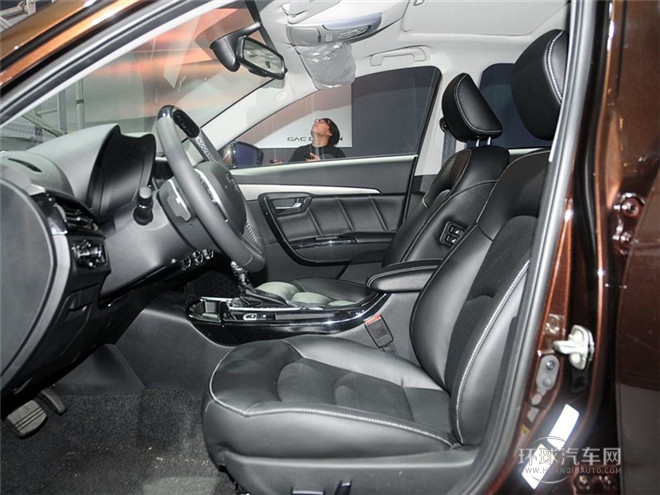 2015款 1.8T 自動(dòng)至尊型