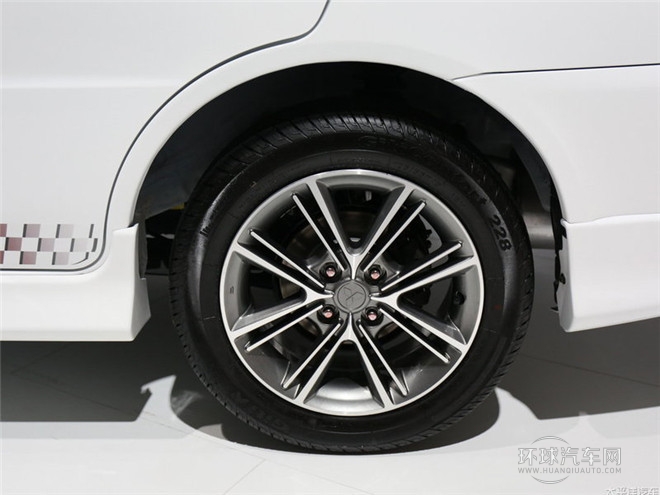2015款 1.6L 手動(dòng)S-Design