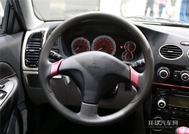 2015款 1.6L 手動(dòng)S-Design