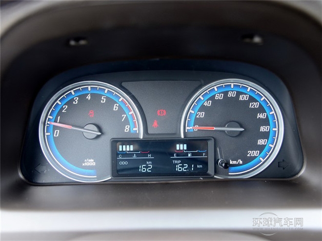 2015款 1.8L 手動(dòng)豪華導(dǎo)航ESP版 7座