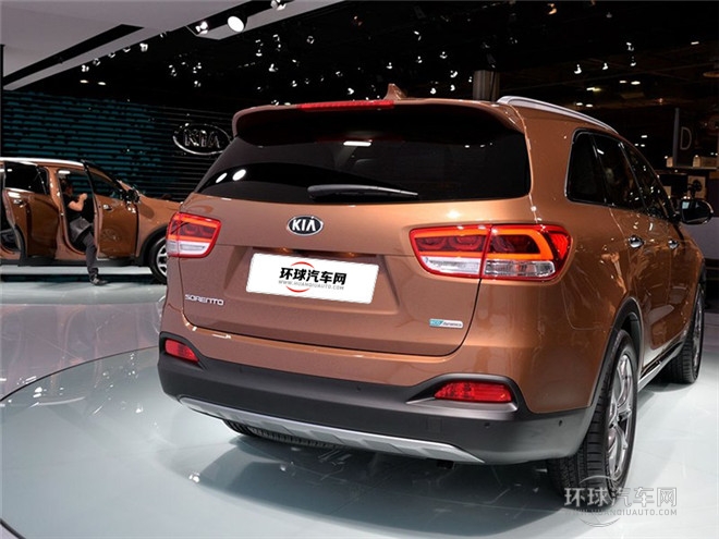 2015款 索蘭托L 2.2T 柴油4WD標(biāo)準(zhǔn)版