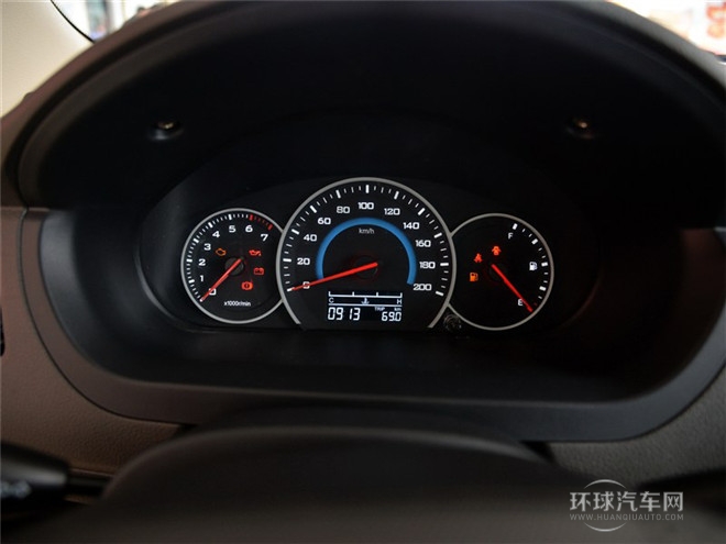 2015款 1.5L標(biāo)準(zhǔn)型