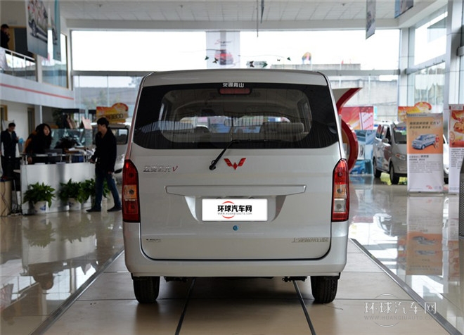 2015款 1.5L標準型