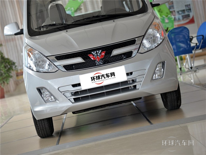 2015款 1.5L標(biāo)準(zhǔn)型
