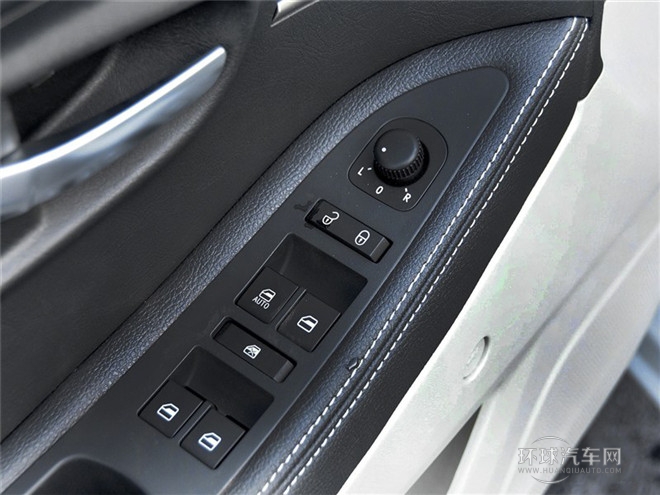 2014款 1.5L CVT標(biāo)準(zhǔn)版