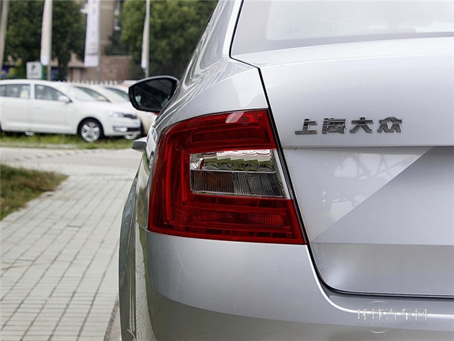 2015款 經(jīng)典款 1.6L 手自一體 逸杰版