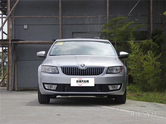 2015款 經(jīng)典款 1.6L 手自一體 逸杰版