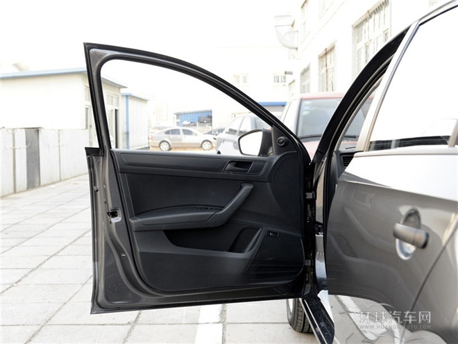 2015款 1.6L 手動(dòng)樂選型