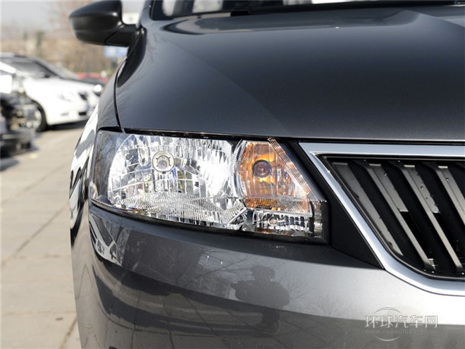 2015款 1.6L 手動(dòng)樂選型