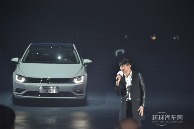 2015款 230TSI 手動風(fēng)尚版