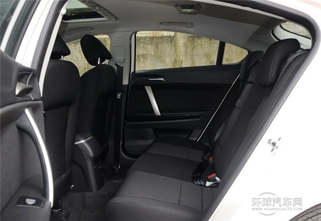 2013款 掀背 1.8L 手動(dòng)舒適版