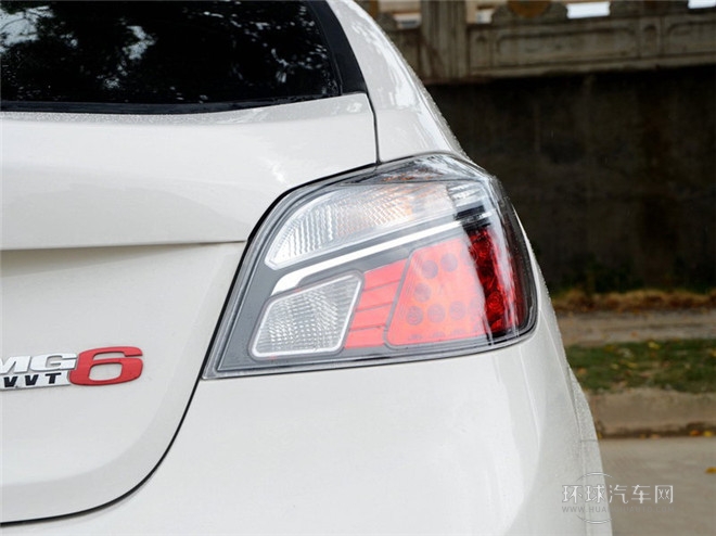 2013款 掀背 1.8L 手動(dòng)舒適版