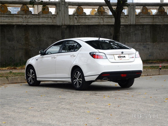 2013款 掀背 1.8L 手動(dòng)舒適版