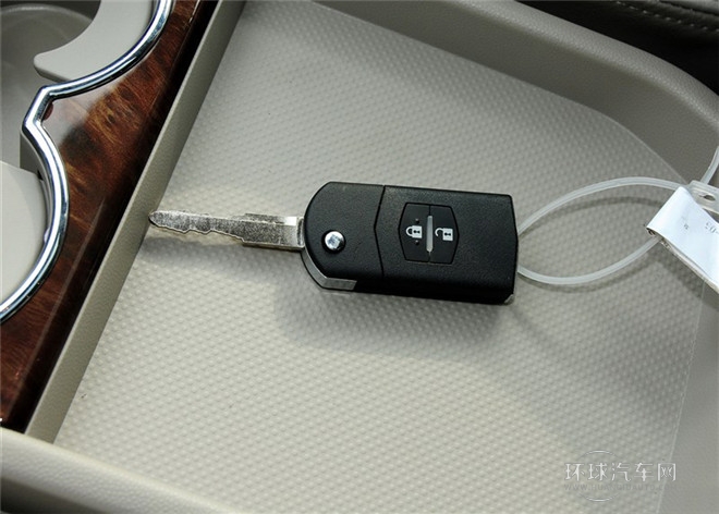 2015款 2.5L 領(lǐng)航版