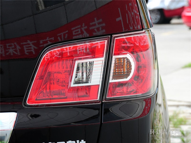2015款 2.5L 領(lǐng)航版