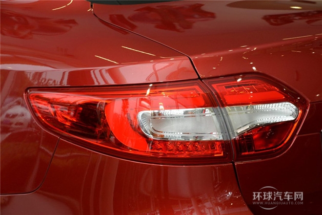 2015款 2.0L 標(biāo)準(zhǔn)版
