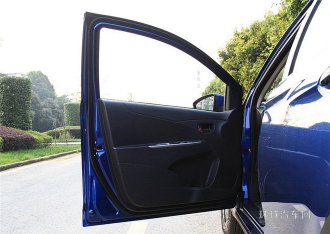 2014款 1.5L 手動(dòng)尊貴型