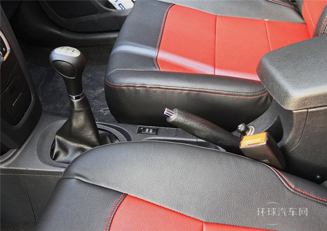 2014款 1.5L 手動(dòng)尊貴型